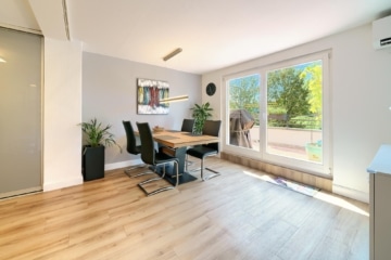 Traumhafte 4,5-Zimmer-Maisonette-Wohnung im Herzen des Dortmunder Kreuzviertels mit Blick ins Grüne, 44139 Dortmund, Maisonettewohnung