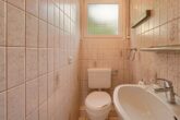 Großzügige Wohnung mit Garten in Herdecke Ende - Gästebad