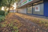 Großzügige Büroetage von ca. 247m² in Hagen-Emst: Der perfekte Standort für Ihr Unternehmen - Stellplätze und Eingang