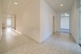 Großzügige Büroetage von ca. 247m² in Hagen-Emst: Der perfekte Standort für Ihr Unternehmen - Flur