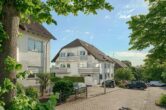 Wunderschöne Dachgeschosswohnung mit sonnigem Balkon und eigenem Tiefgaragenstellplatz - Außenansicht