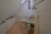 Gemütliche Doppelhaushälfte mit Garage in verkehrsgünstiger Lage in Iserlohn - Sep. WC OG